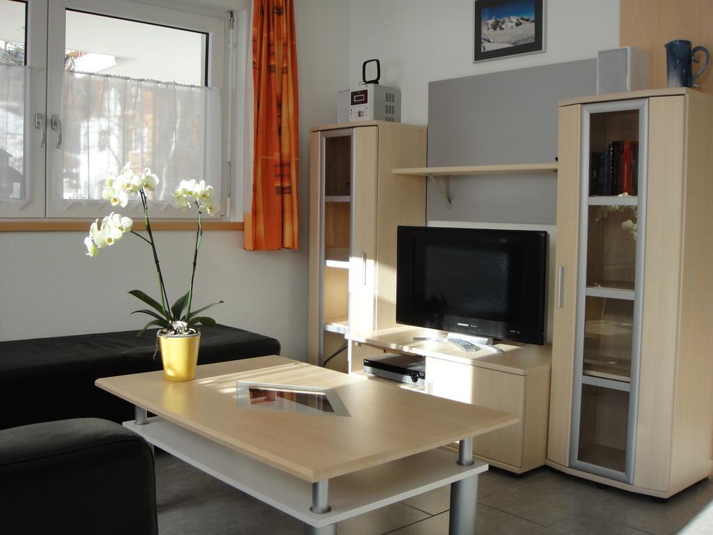 Haus Alpenstern Saas-Grund Quarto foto