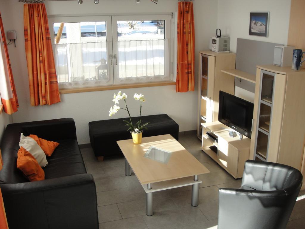 Haus Alpenstern Saas-Grund Quarto foto