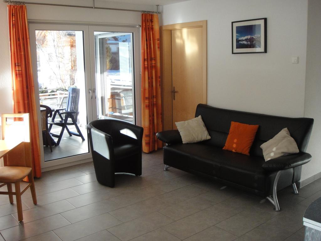 Haus Alpenstern Saas-Grund Quarto foto