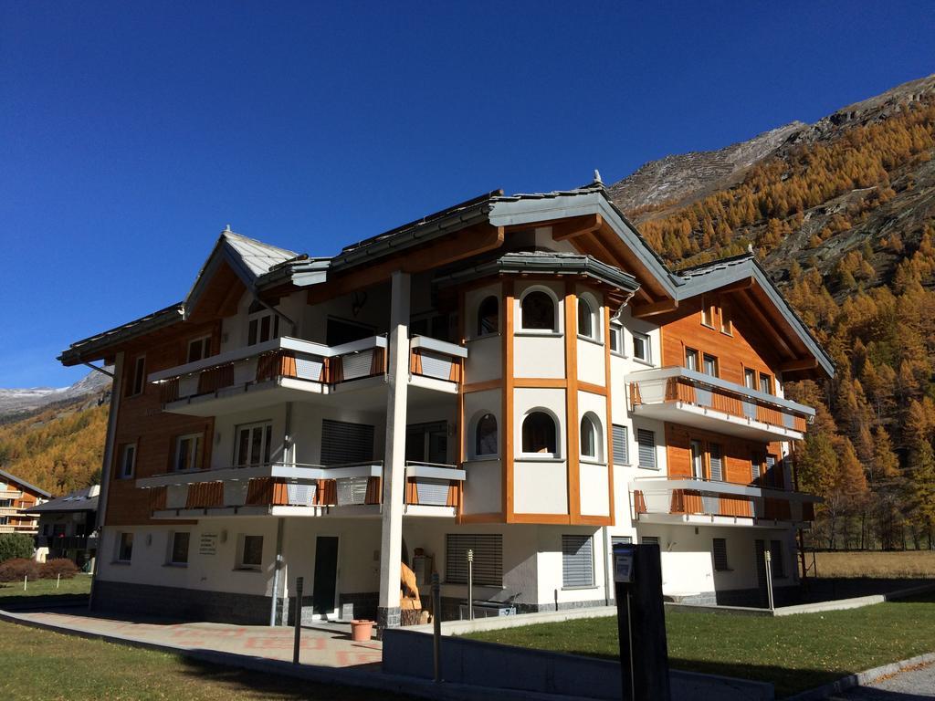 Haus Alpenstern Saas-Grund Exterior foto