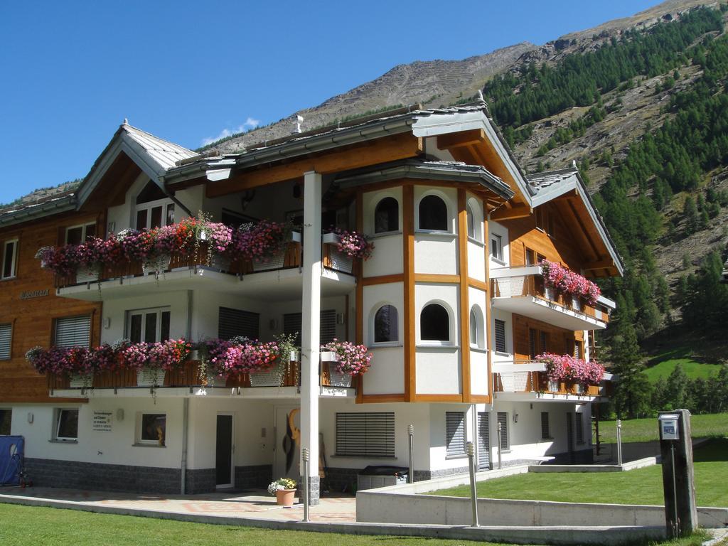 Haus Alpenstern Saas-Grund Exterior foto